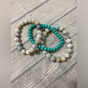 Pink Diamondback Leave No Stone Unturned Handmade Stretchy Stone Bracelet Set